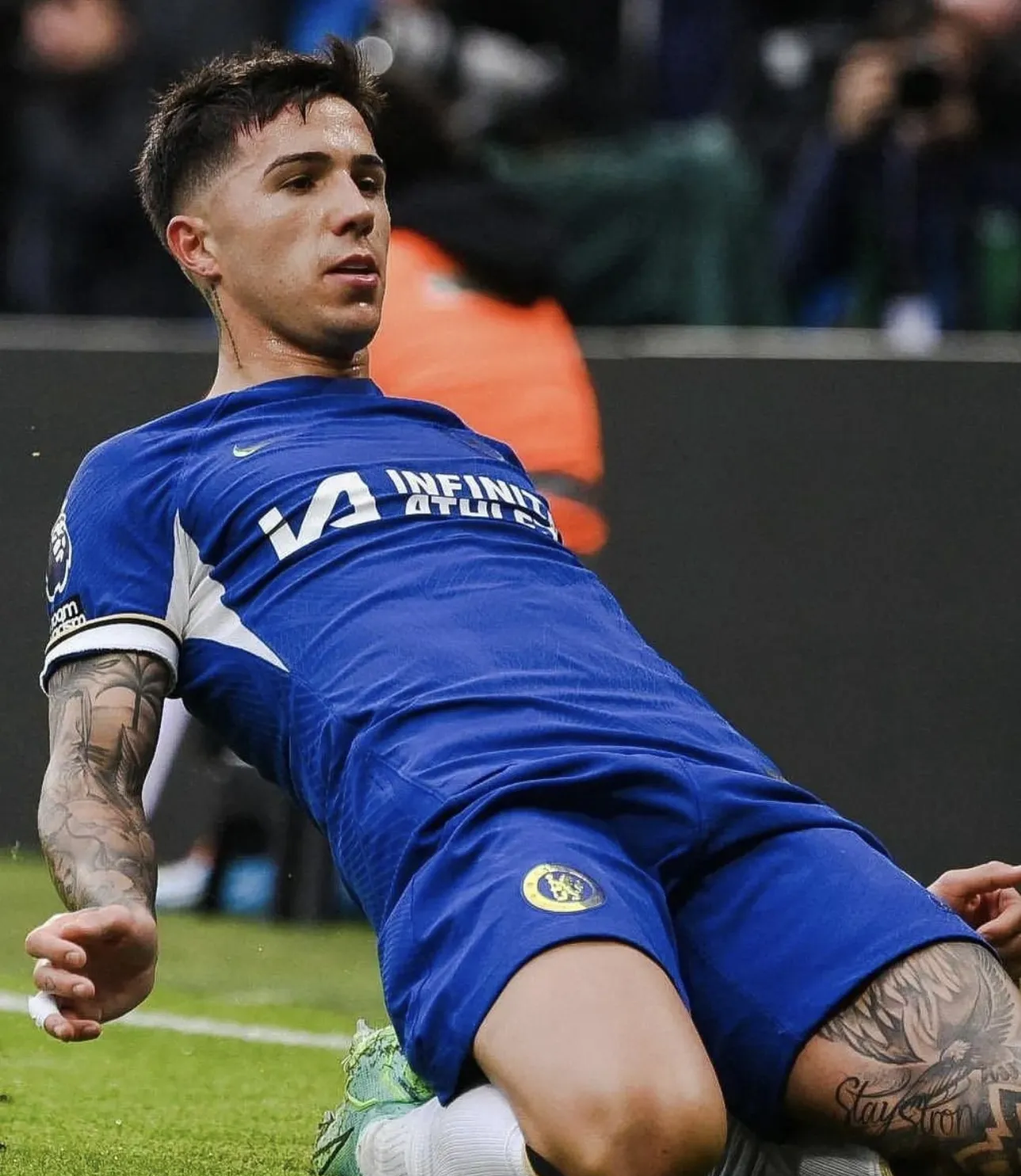 包含皇马主帅佩雷斯：我们需要在转会市场上引进新的锋线球员的词条