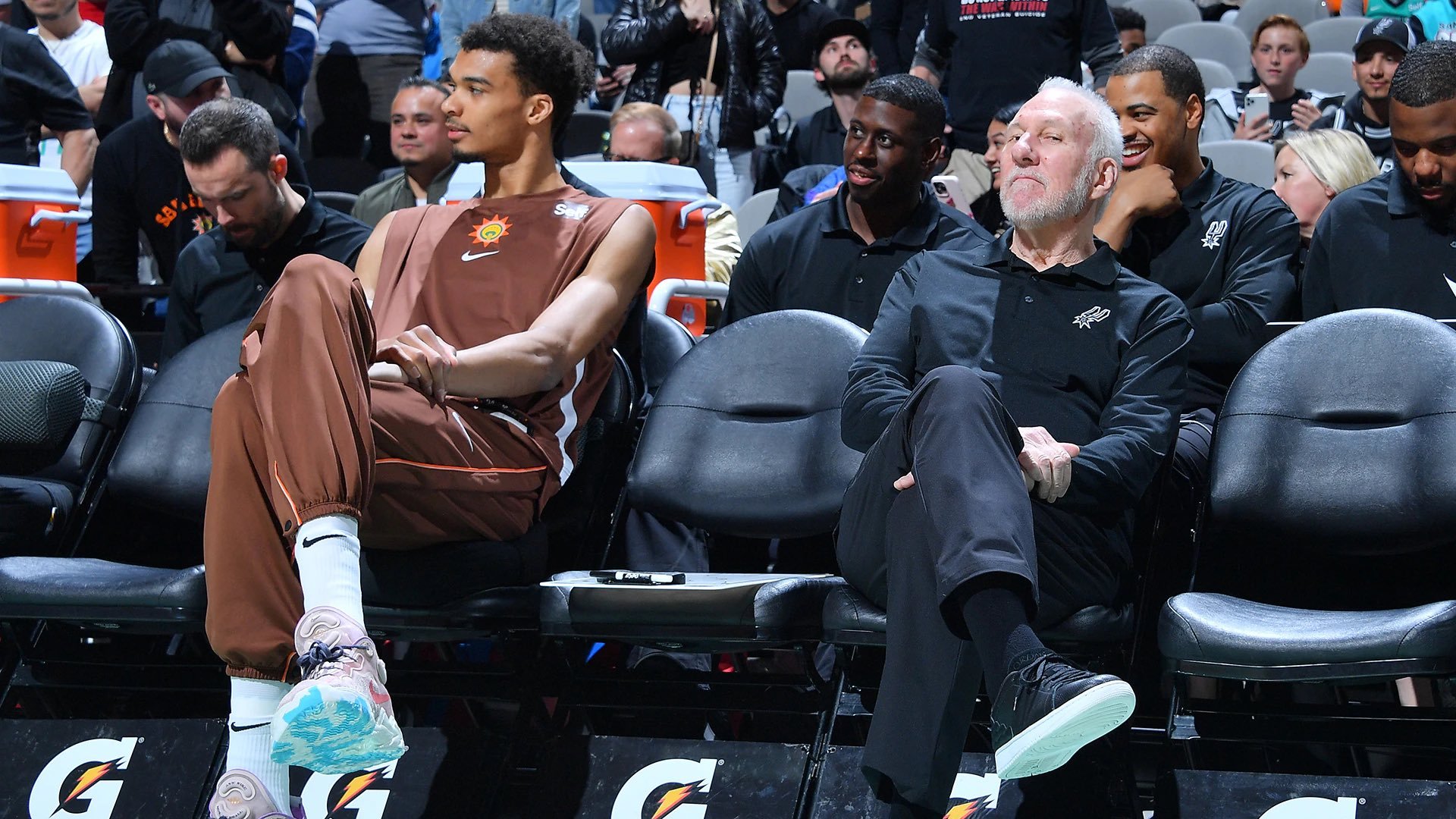 马刺不敌尼克斯遭遇两连败