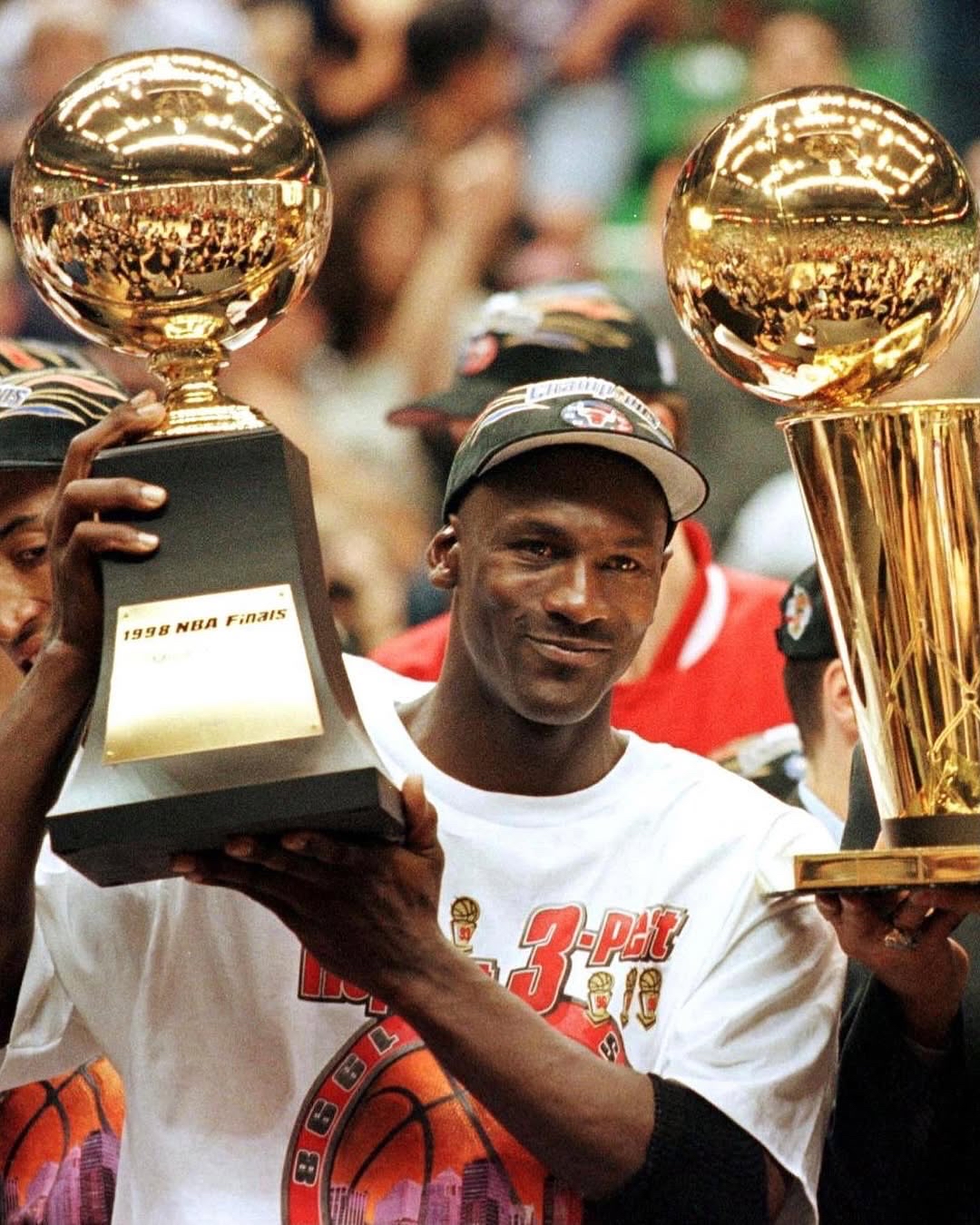 包含公牛胜勇士，豪取三连胜的词条