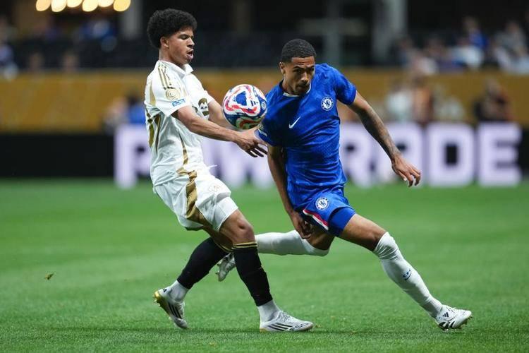 星空体育app下载地址-切尔西击败劲敌，布局积分争夺战