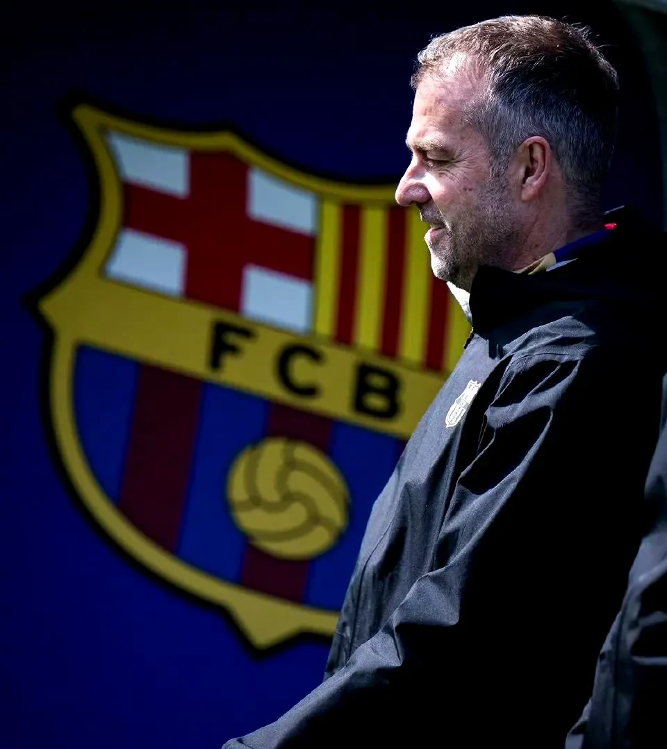 包含巴塞罗那客场不敌皇家社会，遭遇联赛三连败的词条